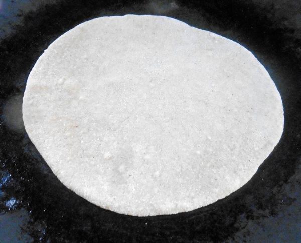 Missi Roti 2, (Wheat And Bengal Gram Flour Mix)