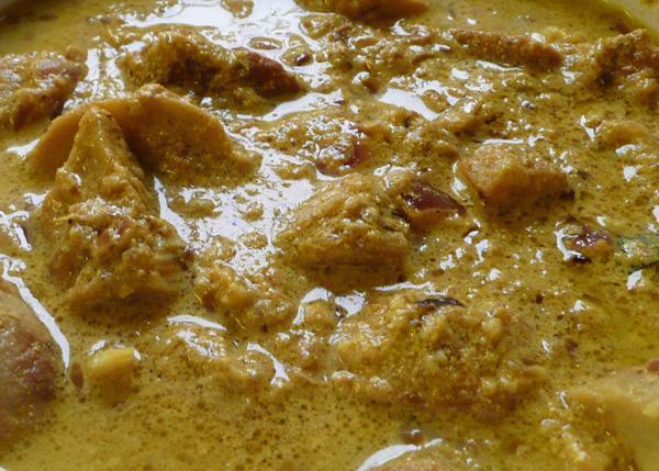 Colocasia 'Dum' Ki Arvi Curry