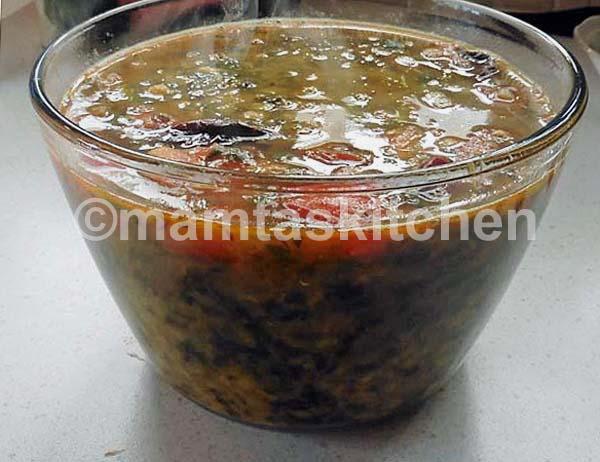Channa + Urad Dal With Spinach In Slow Cooker (Bengal Gram +Black Gram Dals With Spinach)