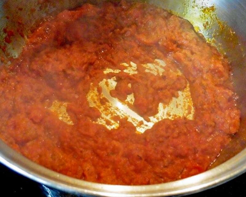 Potato and Peas Curry with Tomatoes - Free From Onions and Garlic - picture