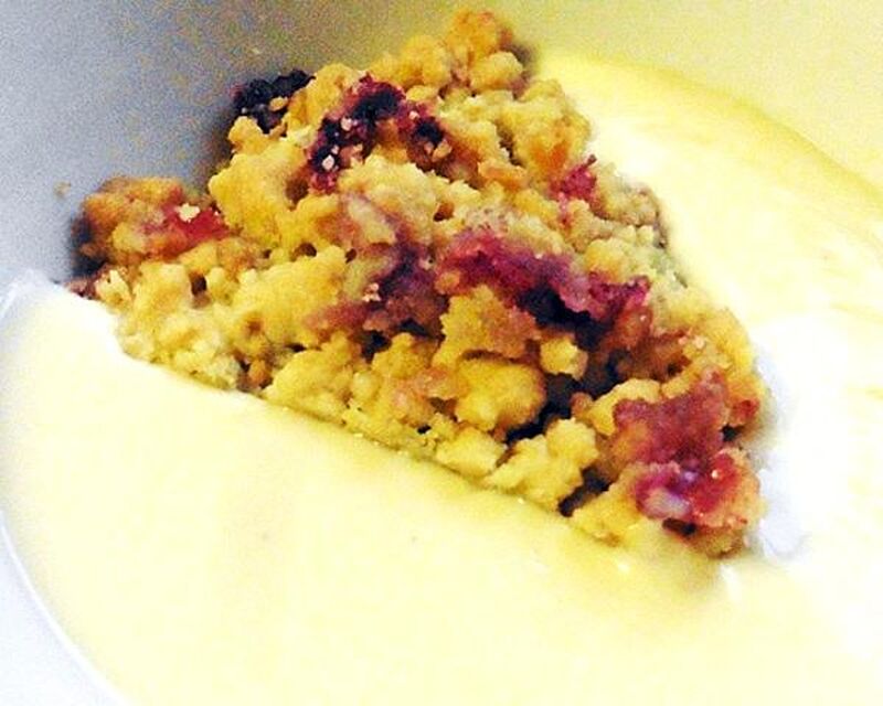 Apple and Rhubarb Crumble - picture
