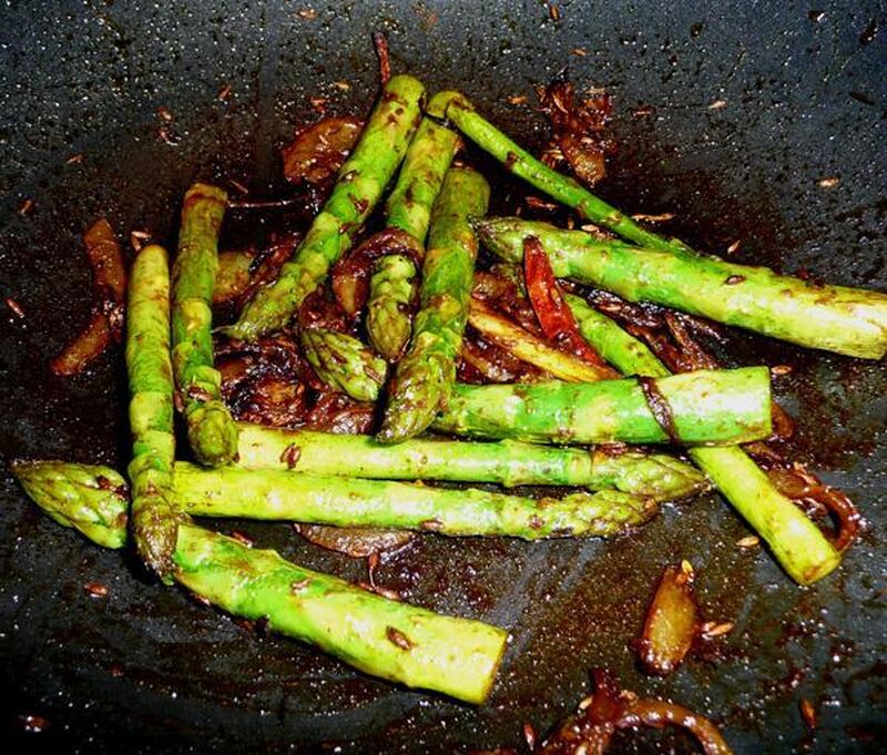 Spicy Asparagus Stir Fry - picture