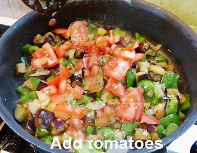 Bulgur Wheat Pilaf with Aubergine and Capsicum Pepper - picture