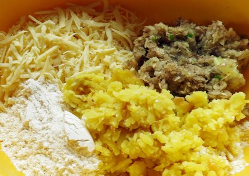Creamy Paneer (Indian Cheese) Kofta Curry - picture