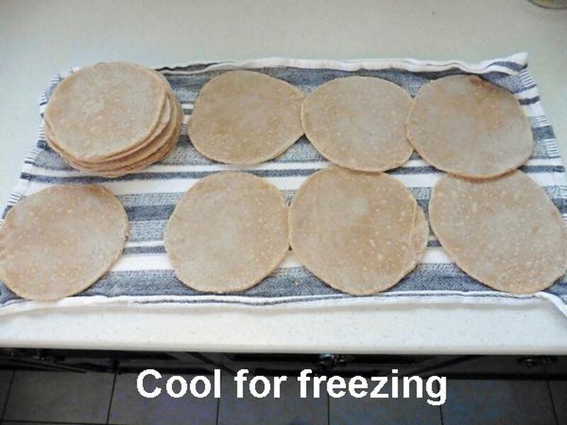 Chapati, Roti or Phulka (Indian Flatbread) - picture