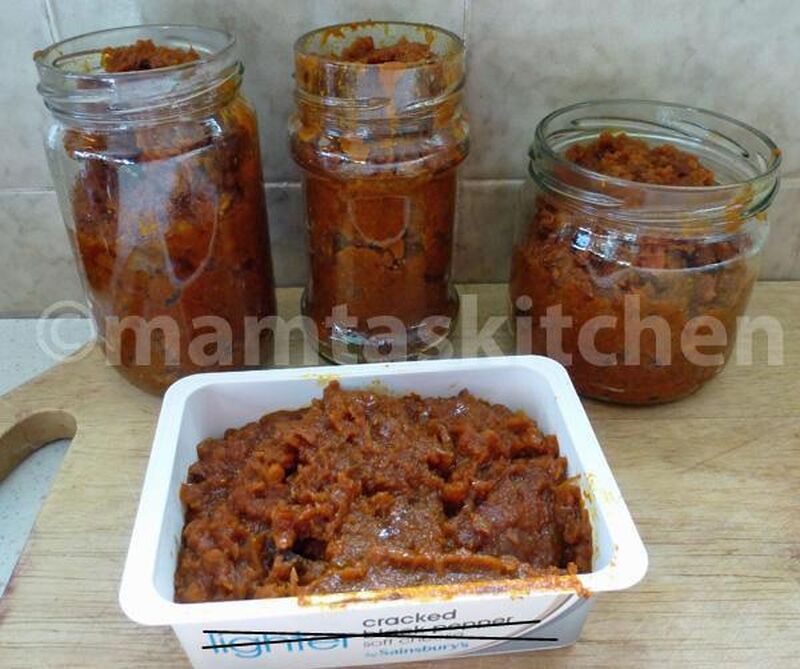 Basic Curry Sauce and Variations - for Meat, Chicken, Fish or Vegetables  - picture