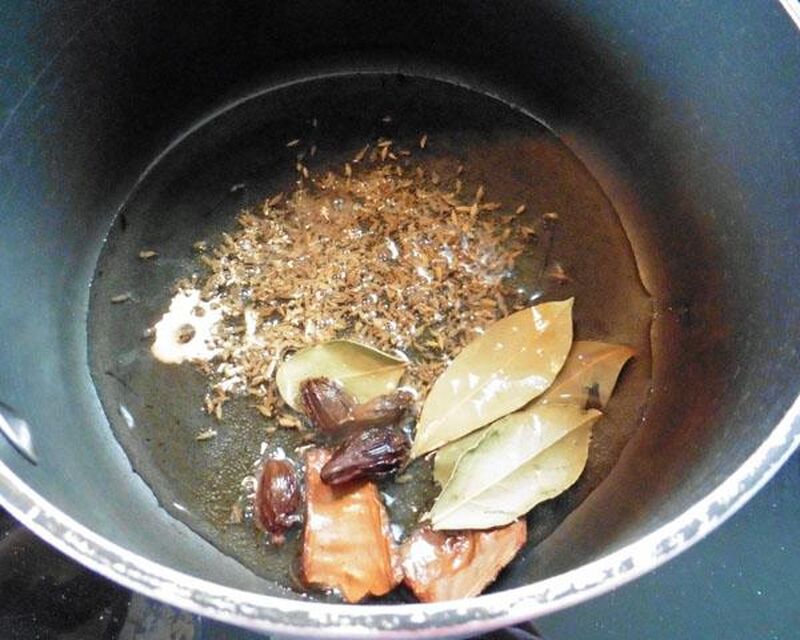 Basic Curry Sauce and Variations - for Meat, Chicken, Fish or Vegetables  - picture