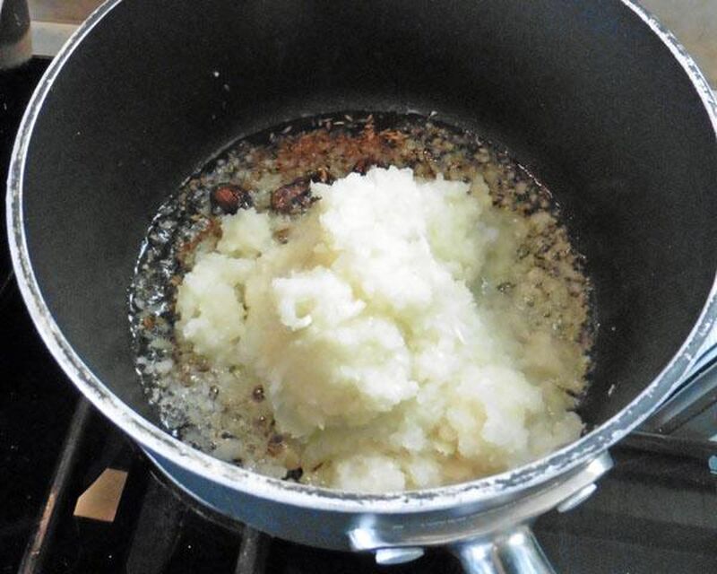 Basic Curry Sauce and Variations - for Meat, Chicken, Fish or Vegetables  - picture