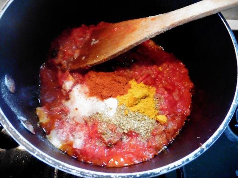 Basic Curry Sauce and Variations - for Meat, Chicken, Fish or Vegetables  - picture