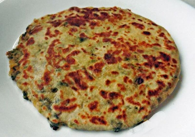 Potato And Lambsquarter Leaves Stuffed Paratha (Bread) - Free From Onion and Garlic - picture