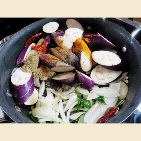 Sri Lankan Aubergine Dry Curry