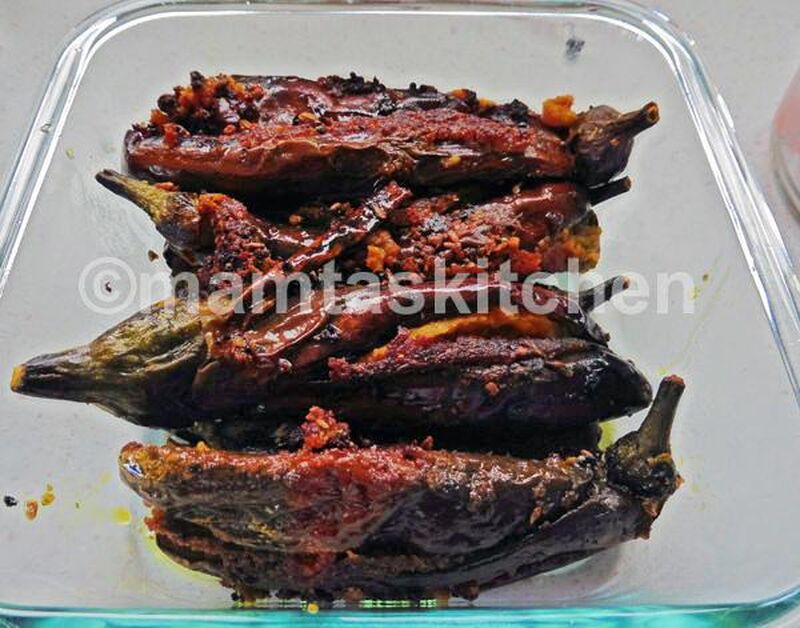 Aubergines Stuffed with Gram Flour and Spices - picture