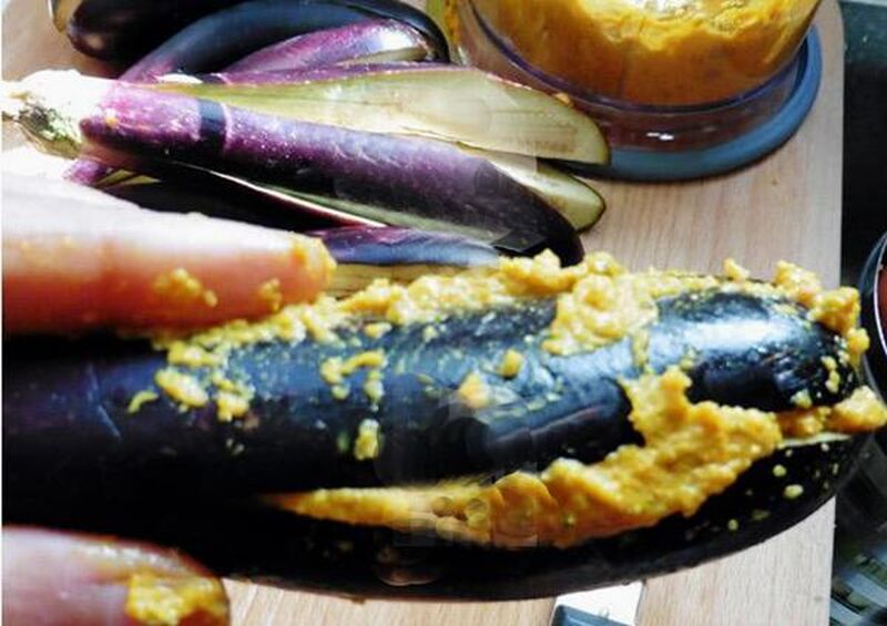 Aubergines Stuffed with Gram Flour and Spices - picture