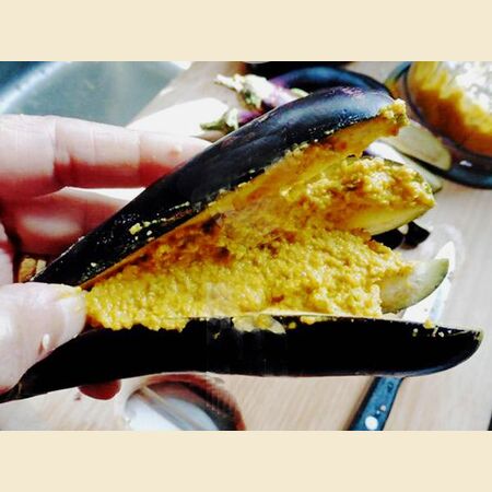 Aubergines Stuffed with Gram Flour and Spices